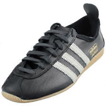 adidas Japan Unisex Casual Trainers in Black White