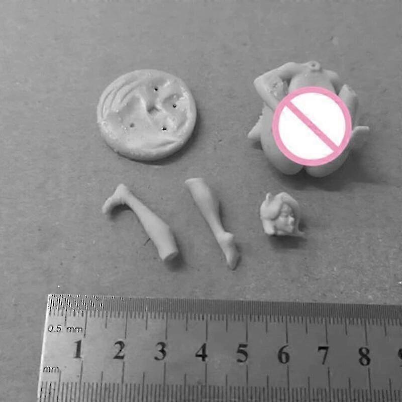 Dance Practice Resin Figures 1/24 Model Kit Unpainted and Unassembled Toys