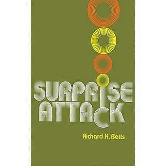 Lições de Ataque Surpresa para Planejamento de Defesa - Richard K. Betts - Brochura - Livro em Inglês - História