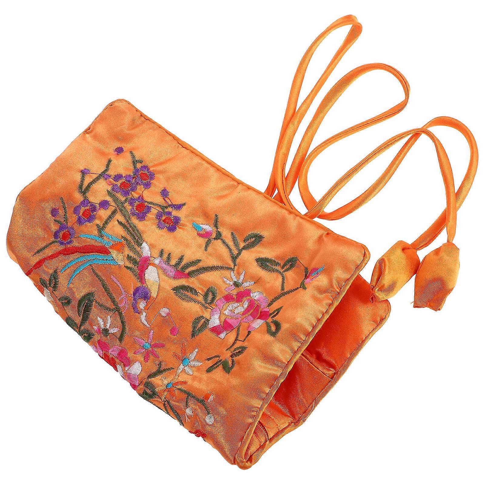 Compact Embroidered Organizer Ideal for Travel and Daily Accessory Management