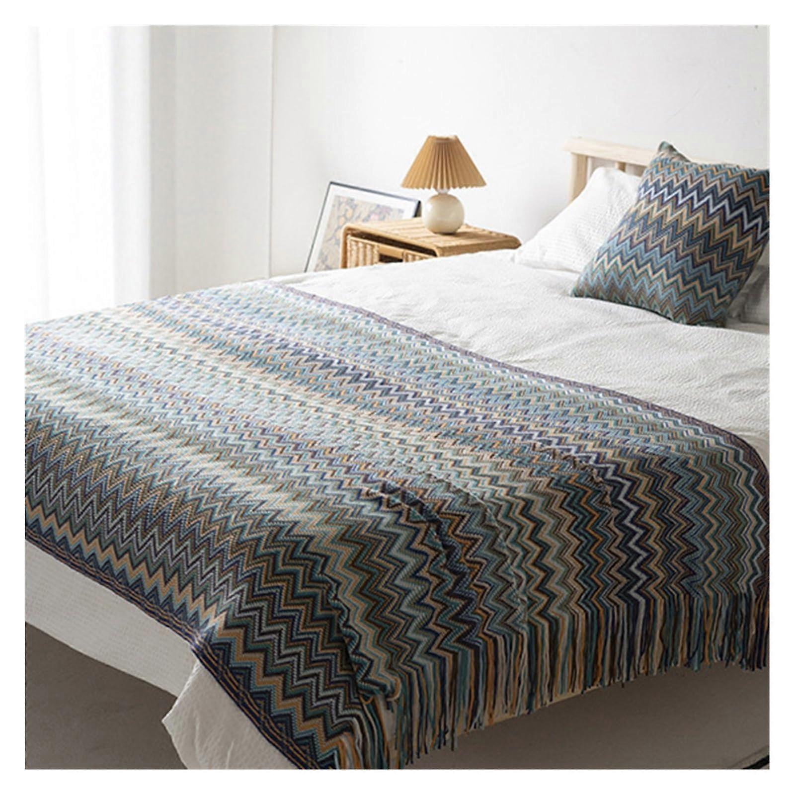 Knitted Decorative Blanket for Sofa and Bed End - Color Matching Casual Throw Blanket in Soft Material