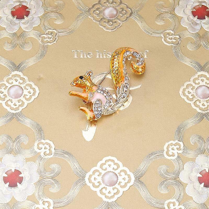 Alloy Squirrel Diamond-Encrusted Creative Brooch, Three-Dimensional Animal Drip Corsage Pin, Clothing Accessories