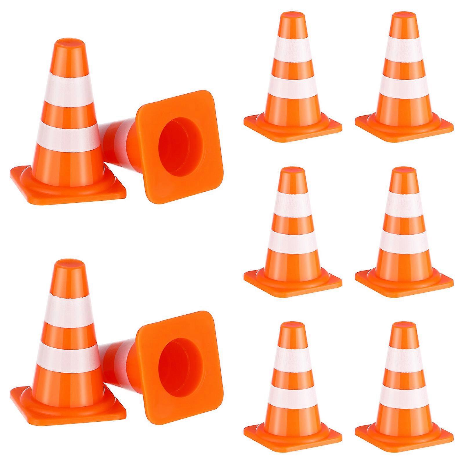 Mini Traffic Signs Toys for Playing Educational Toy Simulation Roadblocks Plastic 50Pcs