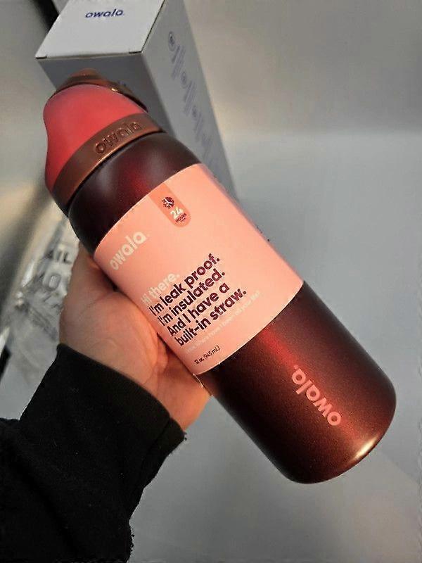 Black Cherry Owala Freesip 24/32oz vattenflaska