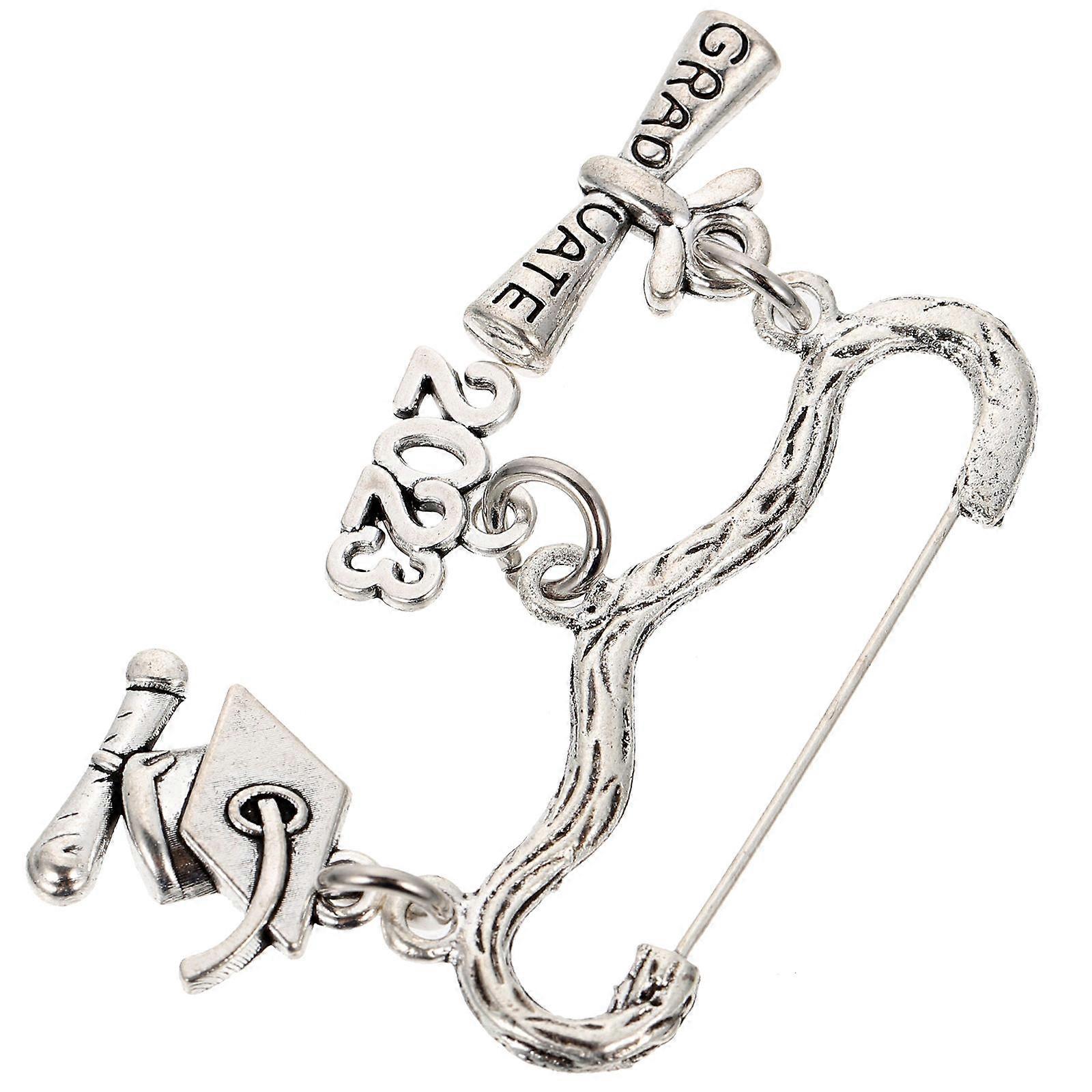 Silver Graduation Brooch Pin for Women's, Durable Alloy Lapel Pin with Graduation Theme Charms, 2023