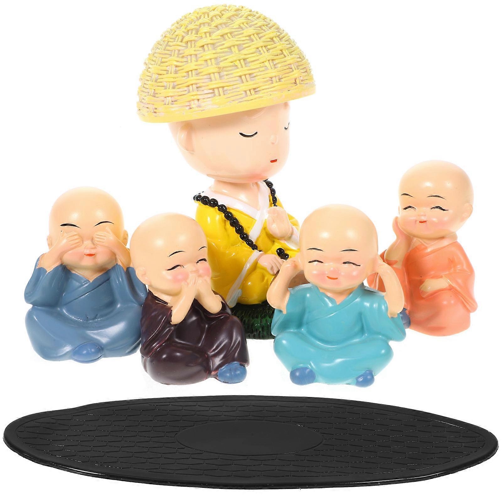 Monk Figurines Decorations Resin Small Monk Statues for Dashboard 2Sets
