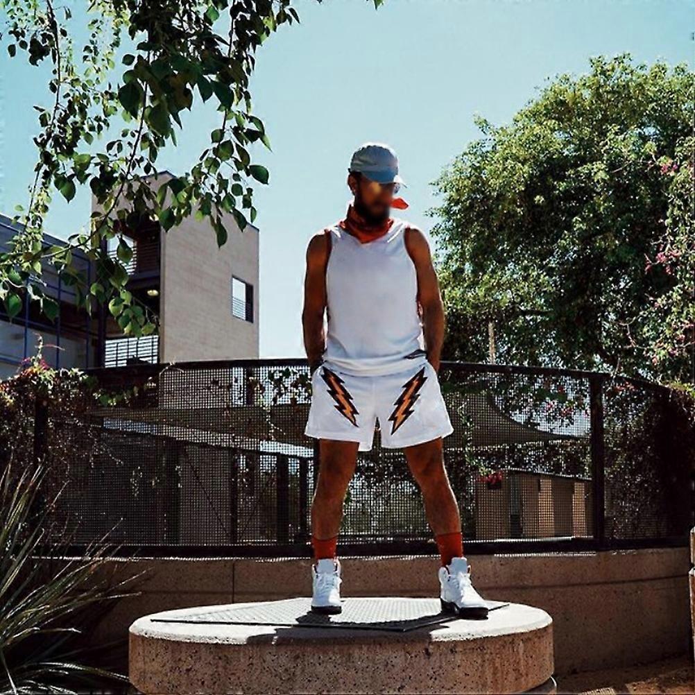 מכנסי רשת קצרים לגברים מכנסי טרנינג מרשת נושמת מכנסי אימון כושר מכנסיים קצרים לאופנה מזדמנת עם כיסים