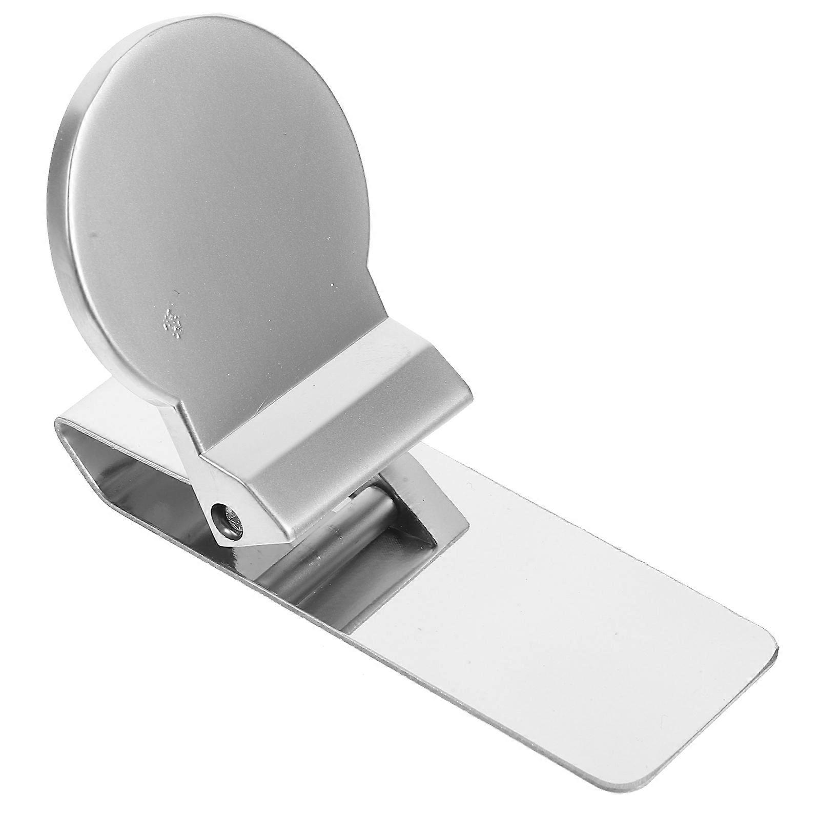 Small yet Strong Cash Clip Ensuring Safe Money Storage