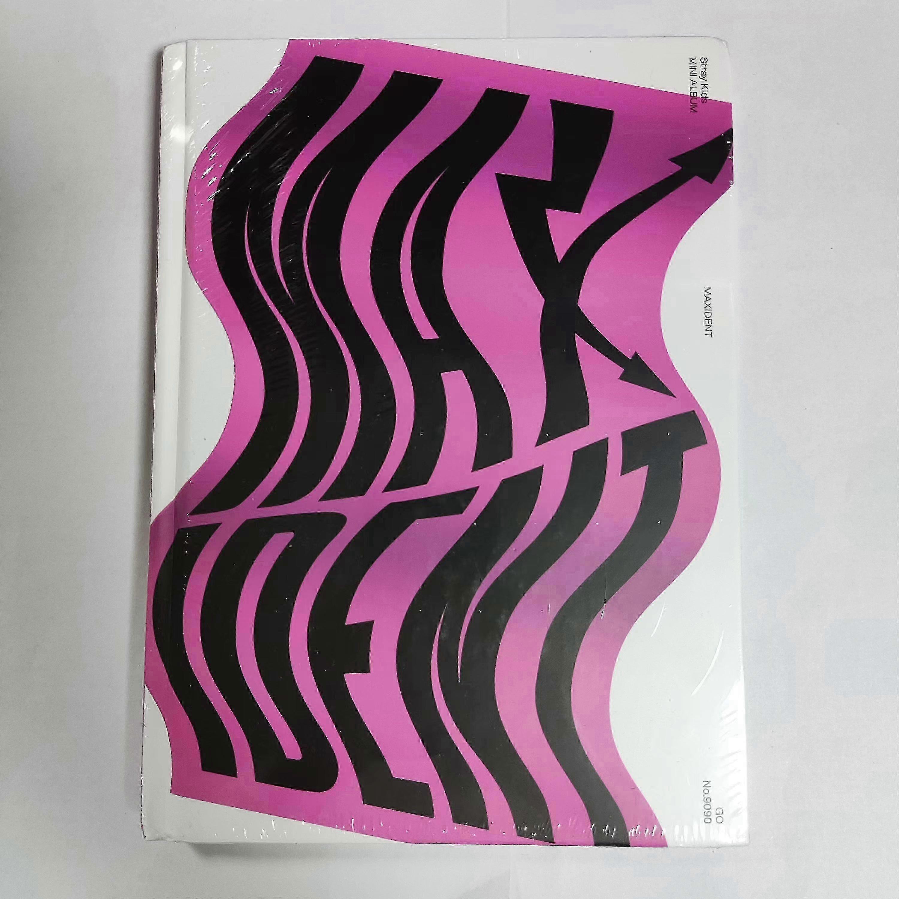 f Stray Kids MAXIDENT Limited GO version Album