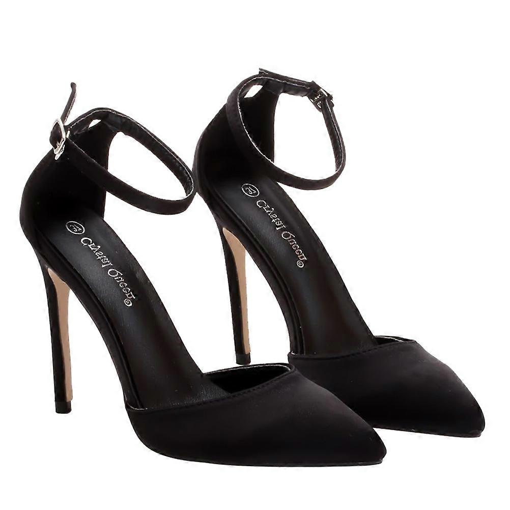 Shoes with High Heels for Both Style and Support