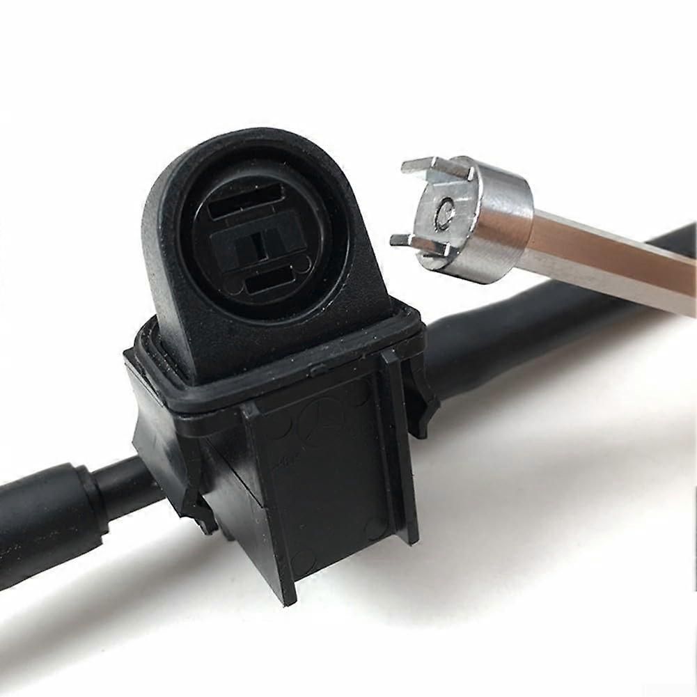Windshield washer nozzle adjustment tool compatible with various Mercedes models