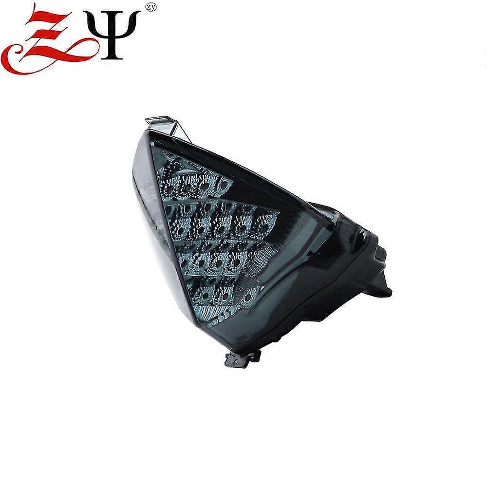 High-performance LED taillight with integrated turn signal for Yamaha YZF R1 2004-2006. Super bright brake light. Plug-in installation.