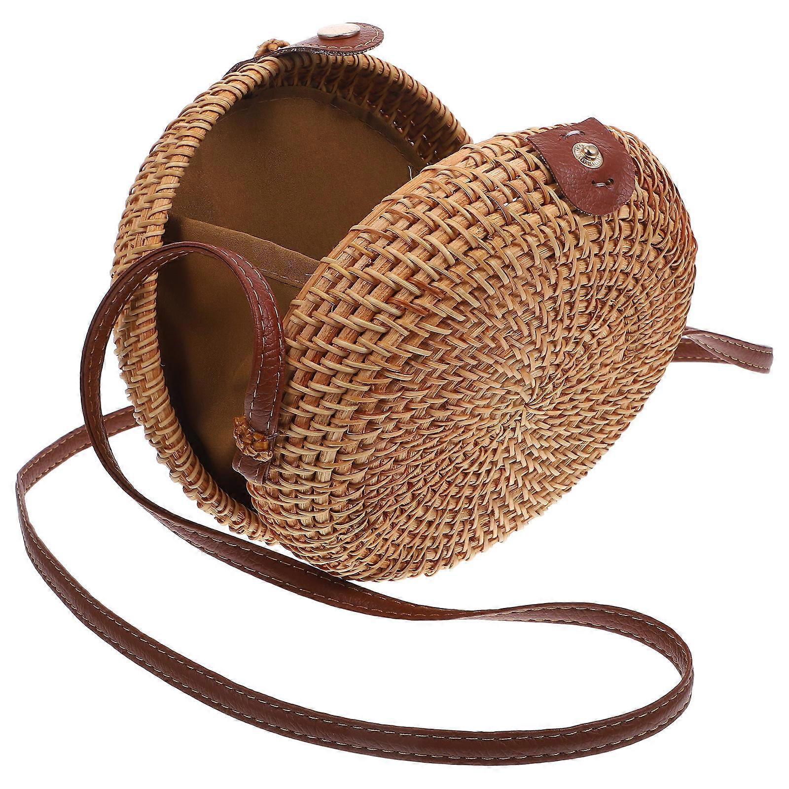 Artistic Beach Bag, Distinctive Woven Pattern for Fashionable Getaways
