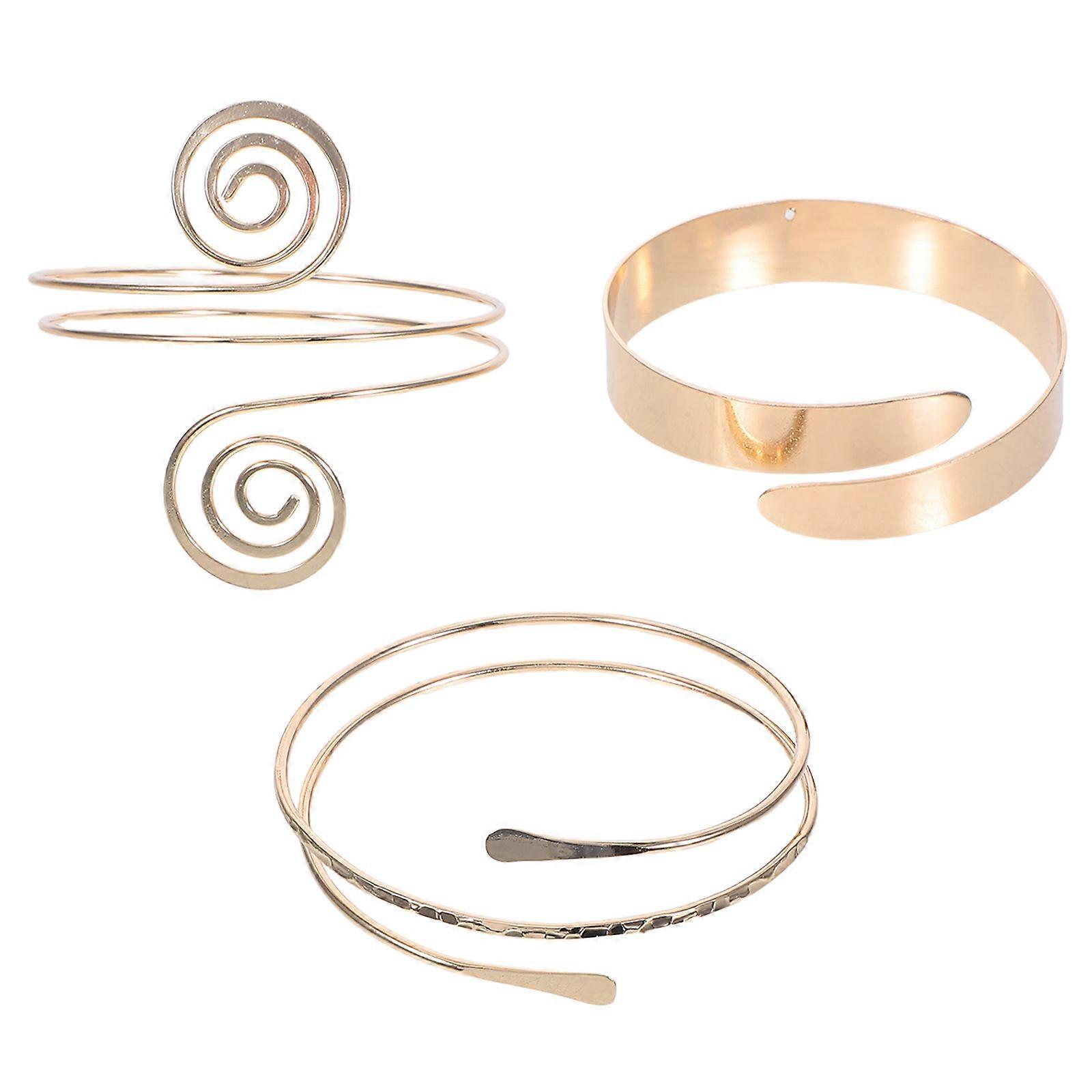 女性用 3 個ゴールド アーム カフ ブレスレット – エレガントでミニマルなデザインのスタッカブル アッパー アーム バングルで、日常着や特別なイベントに最適