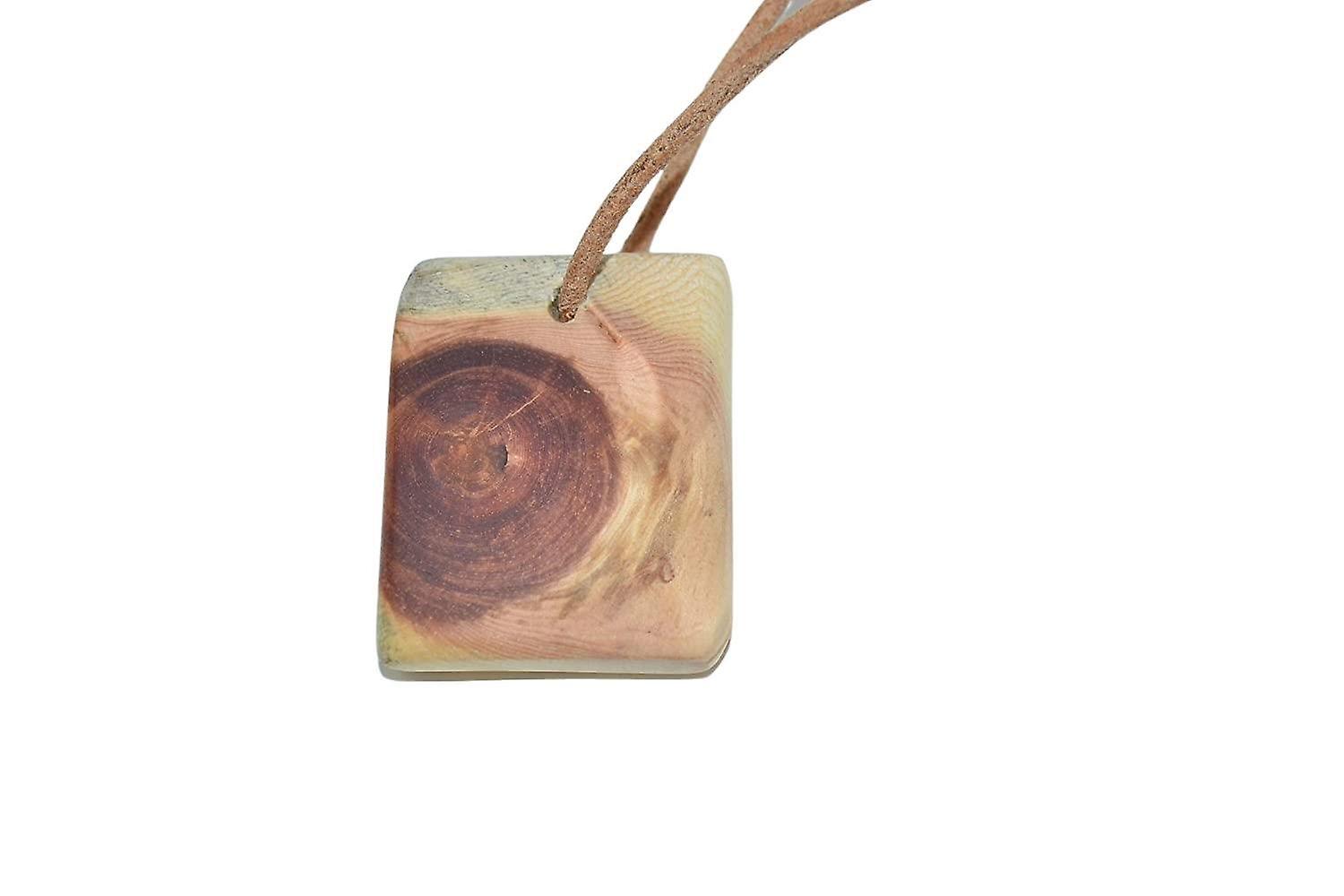 Naszyjnik z drewna kamiennego sosny ze skórzanym sznurkiem ręcznie wykonany ok. 4 x 3 cm