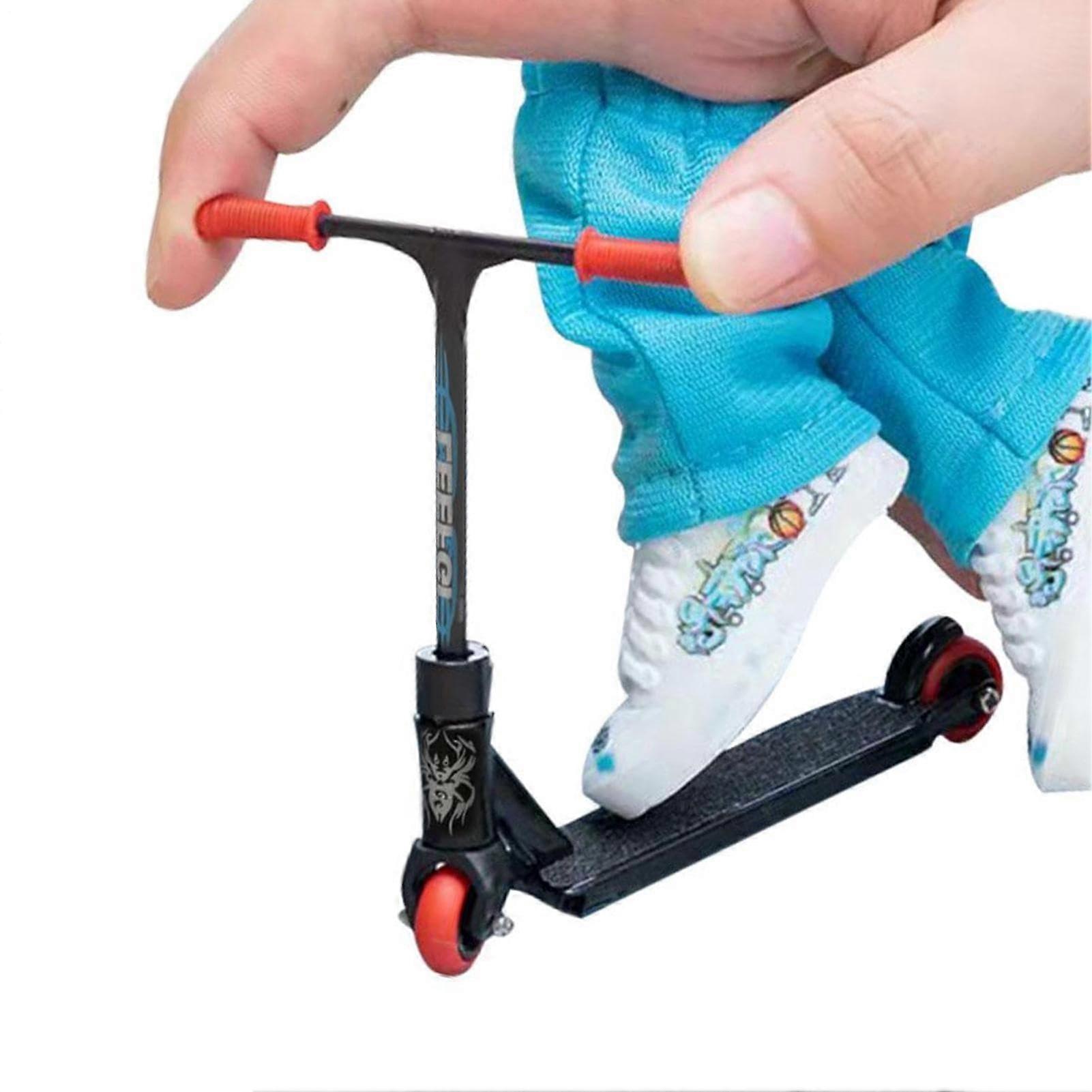 Mini Finger Roller Toy | Two-Finger Skateboard Accessory | Colorful Finger Movement Device for Parties and Gifts