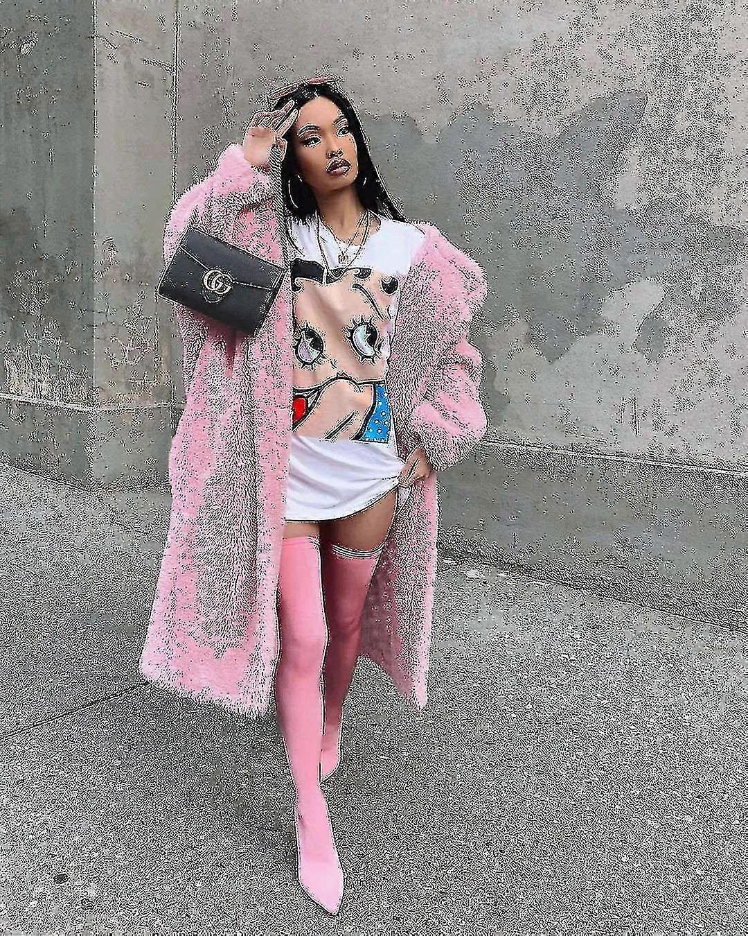 Kvinnor vinter fluffig lång kappa