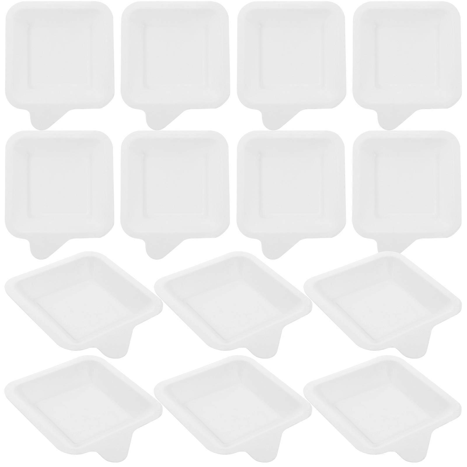 Functional Party Plates for Holidays, Designed with Eco-awareness