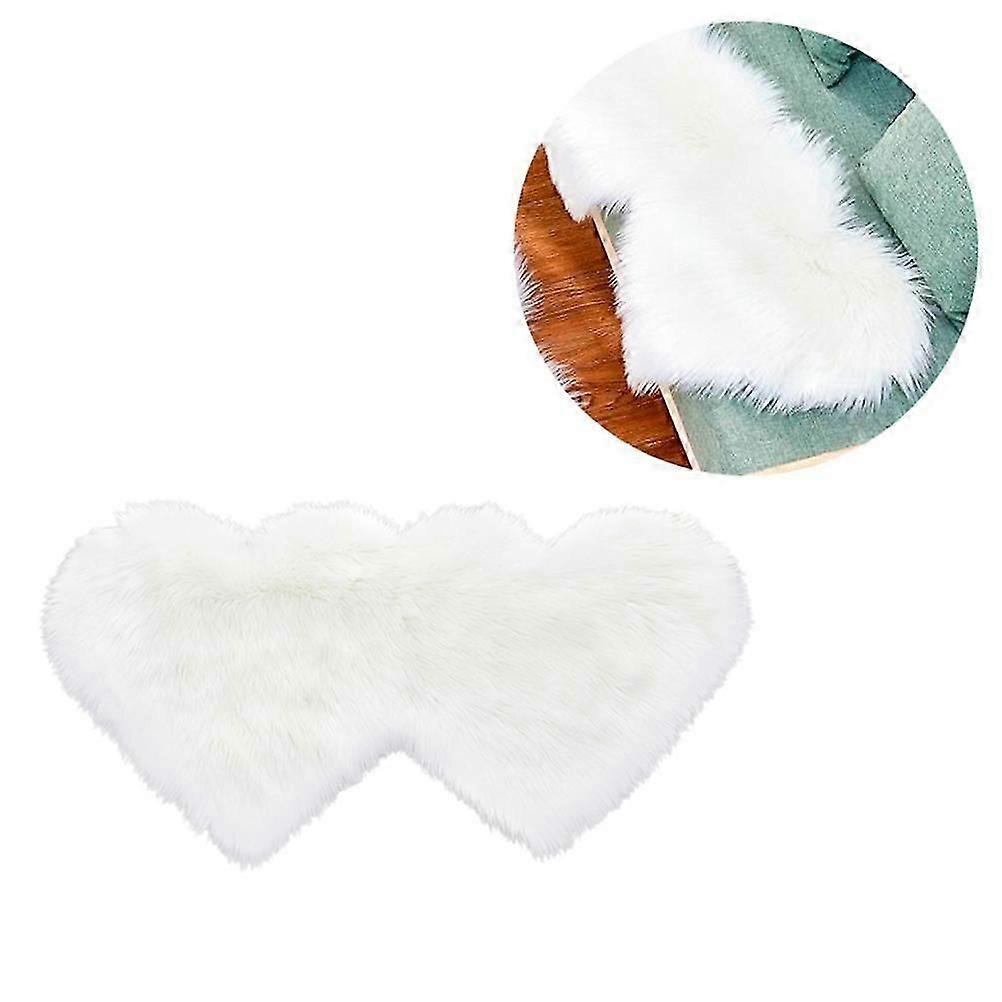 Practical White Heart Shape Carpet For Entryway Dust Control 1Set