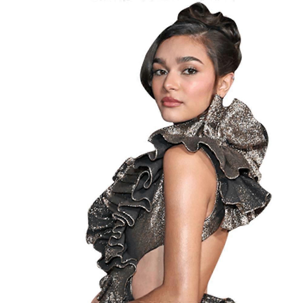 Paulina Chavez (Pose) Half Body Buddy Cutout