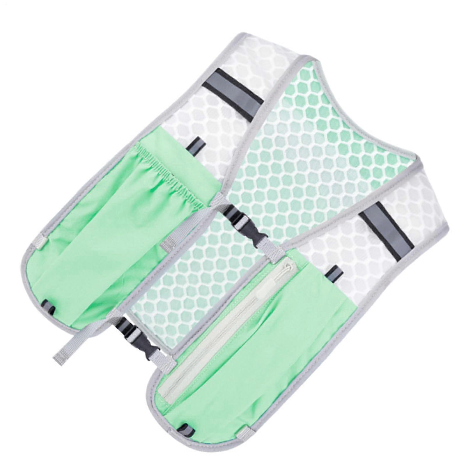Running hydration backpack, lightweight water vest, stable bladder, breathable mesh, adjustable straps, for marathons, green
