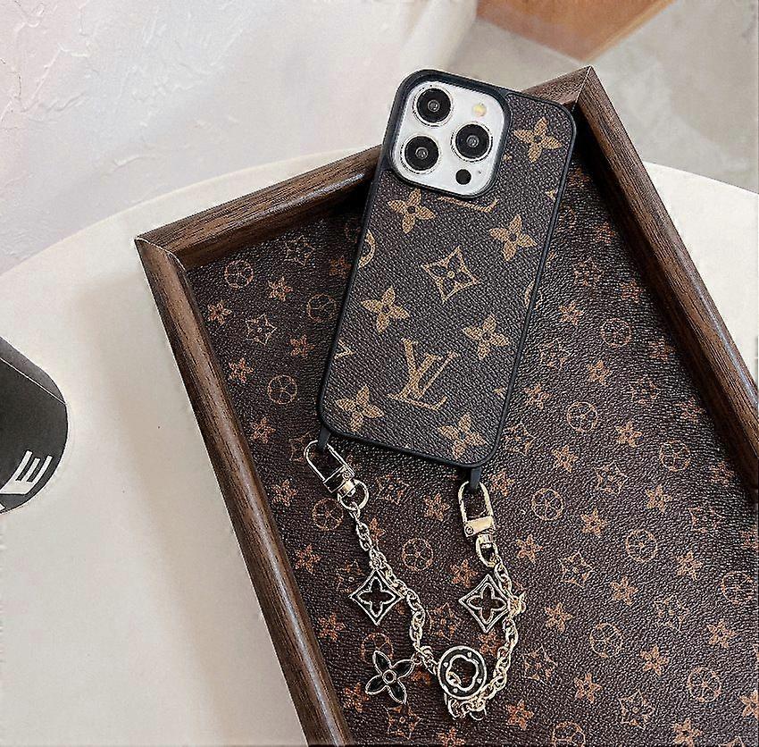 Suitable for Apple phone cases, non-slip phone cases with bracelets