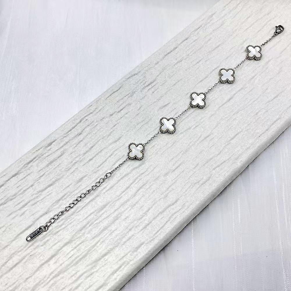 Four-leaf clover bracelet double-sided titanium steel does not fade five-flowered simple and versatile exquisite