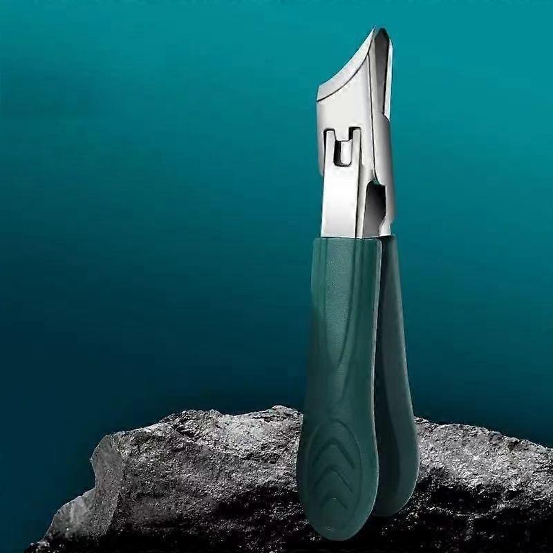 Anti-splash angled nail clipper ideal for fingernails and toenails to prevent splashing in the nail groove