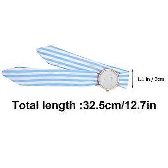 Montre en polyester avec nœud papillon, taille S, bleu ciel, style tendance femme.