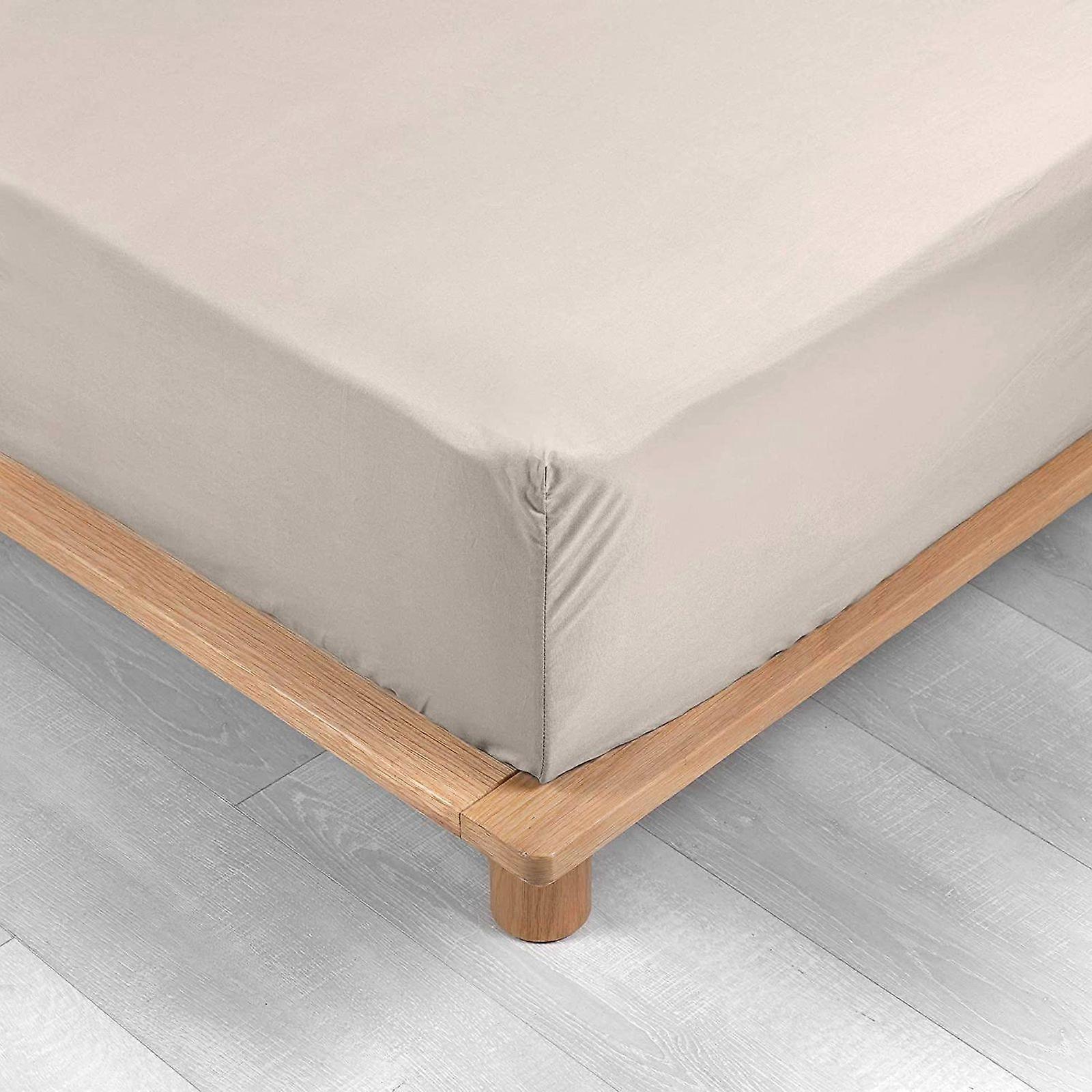 Light brown percale fitted sheet 180 x 200 cm with 30 cm cover