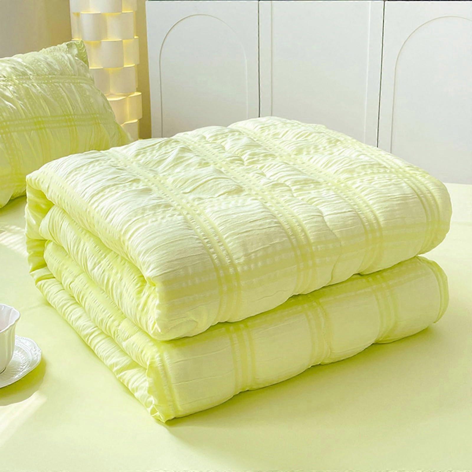 Seersucker Thin Quilt for All Seasons, Soft Breathable Summer Cooling Comforter, Queen Full Size Light Blanket 180x220 cm