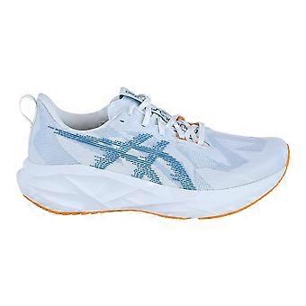 Schoenen Asics Novablast 5 1011B974407