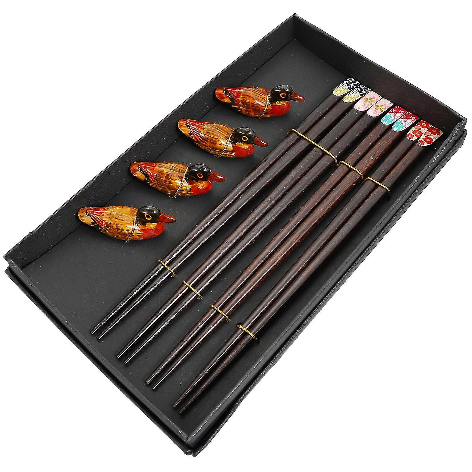 1 Set Wooden Chopsticks 4 Pairs Of Chopsticks Chopstick Holder Combination