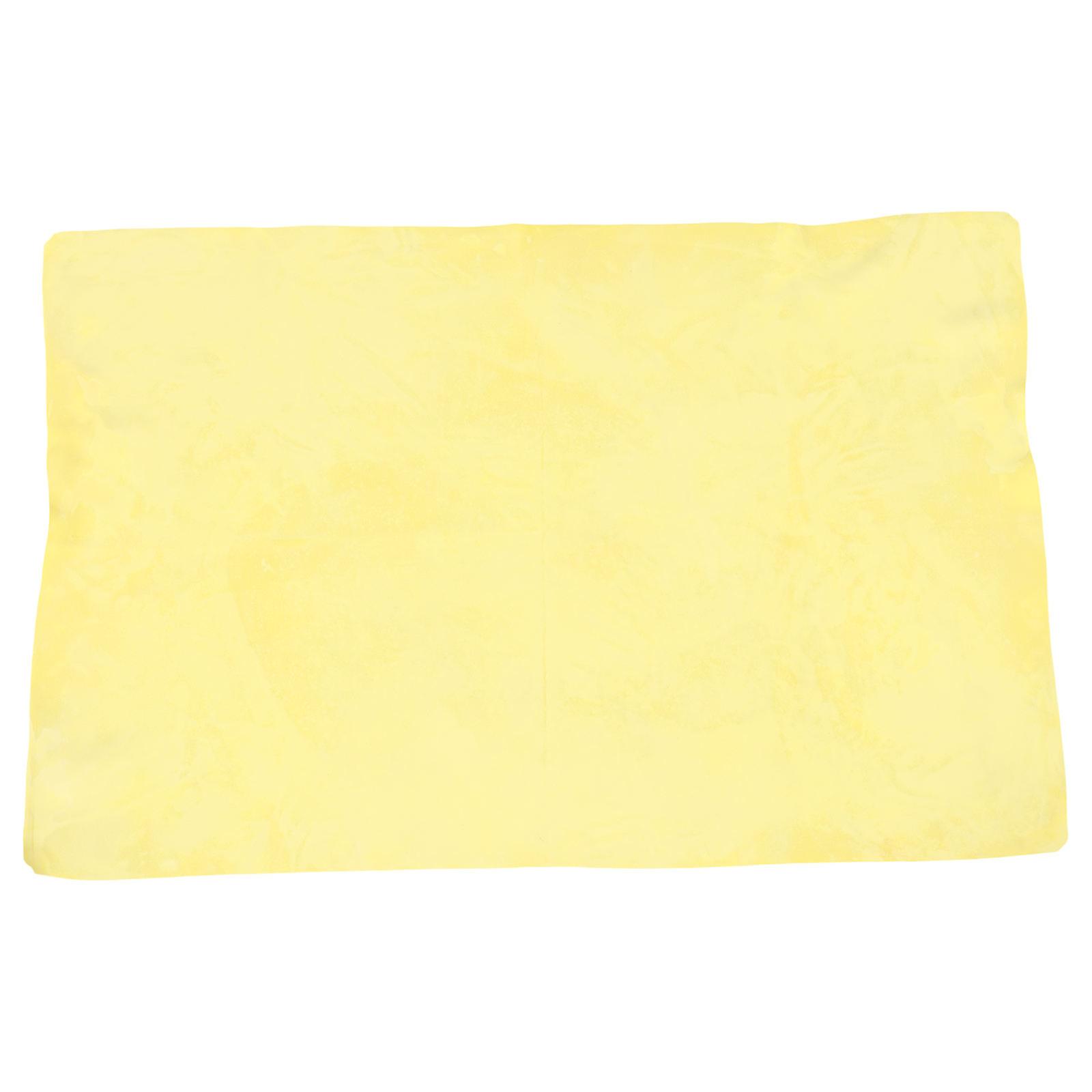 Pet Bathrobe for Dogs and Cats – Fast Drying, Soft & Absorbent Grooming Towel with Thickened Design for Portable Use