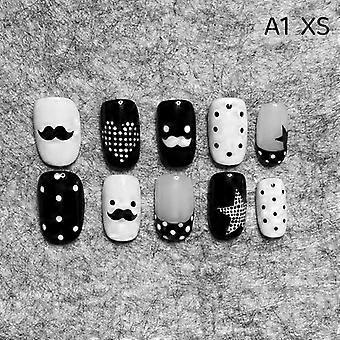 Tragbare, kurze, quadratische Nagelspitzen in Schwarz-Weiß-Kontrastfarben, 10/30 Stück, wiederverwendbar für die Maniküre zu Hause, DIY und im Nagelstudio