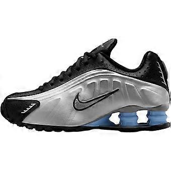 Tênis de corrida Nike Shox R4 cano baixo, prata metálico/preto, unissex, CW2626-004