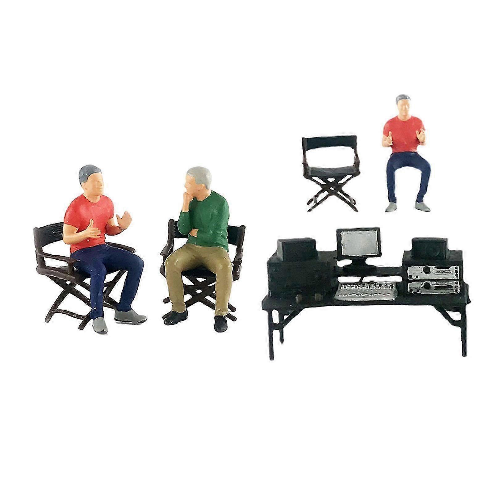 1:64 Figures Filming Scene Equipment Character for Street Railway Layout-Good