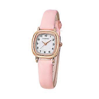 Quartzhorloge met vierkante wijzerplaat, verstelbare kunstlederen band, nauwkeurige tijdweergave zonder vertraging.