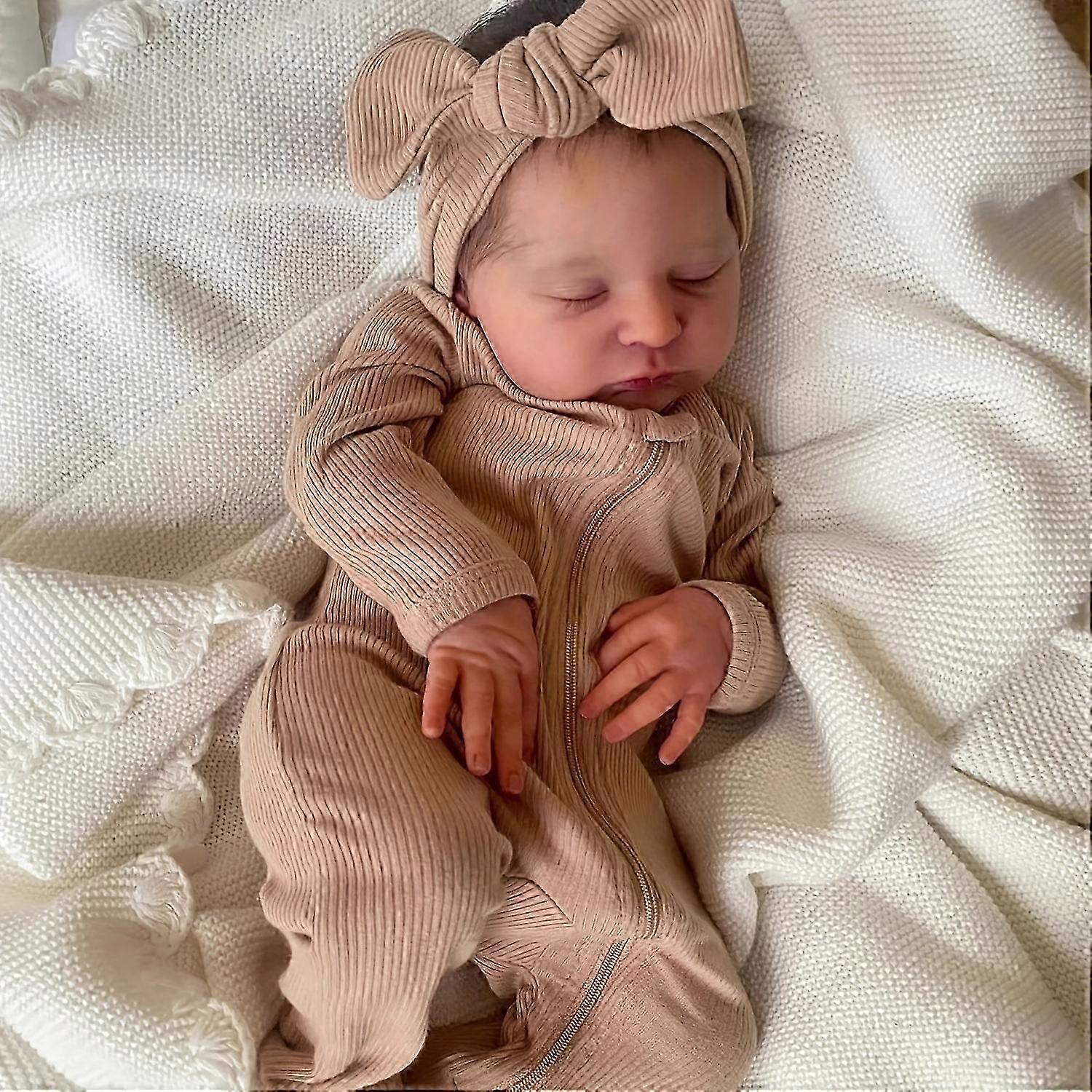 女の子の赤ちゃん生まれ変わった人形寝ている45cm新生児人形