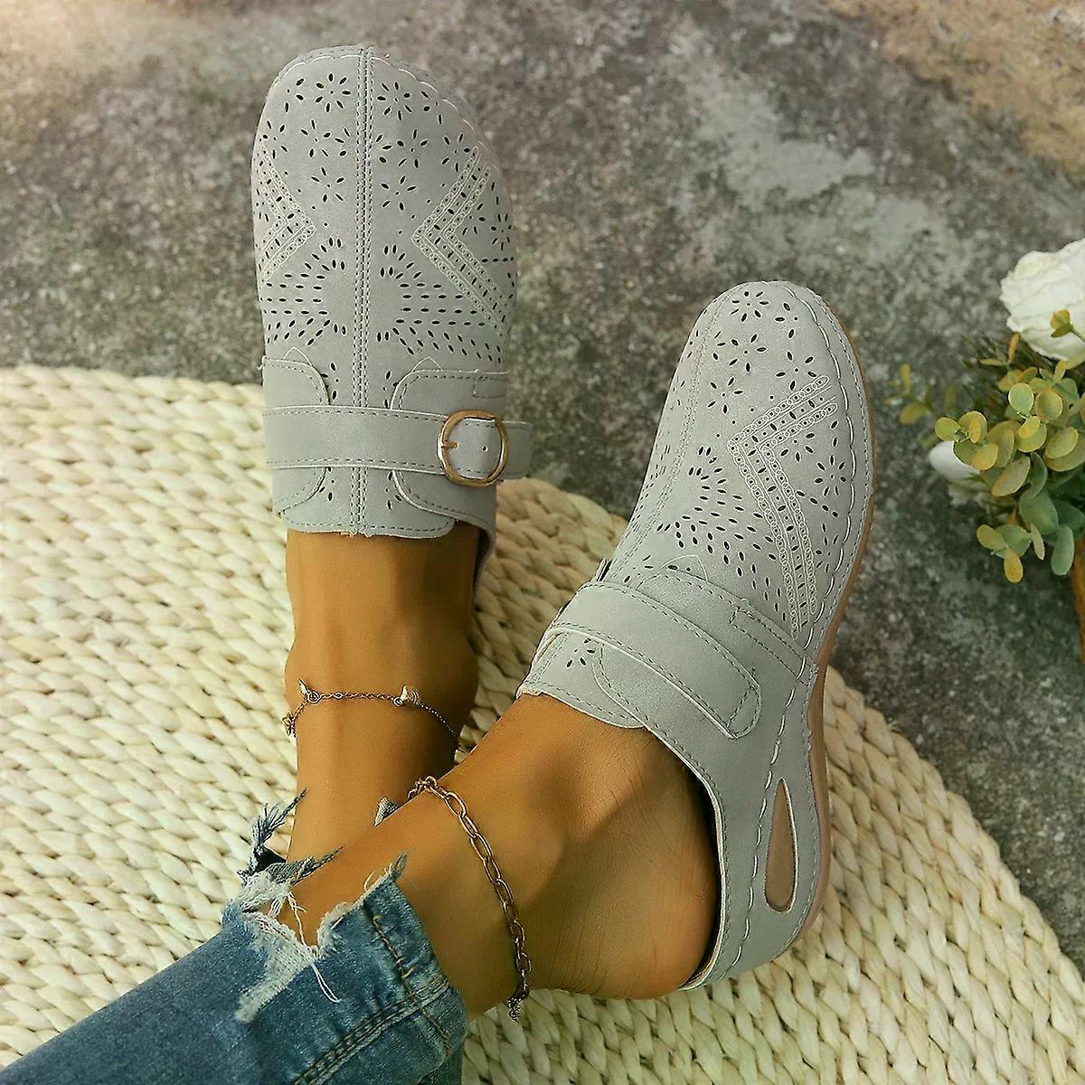 Lightweight Lace-up Fashion Half-support Outdoor Wading Beach Shoes Middle-aged Mother Shoes Summer New Arrival Size 36-43