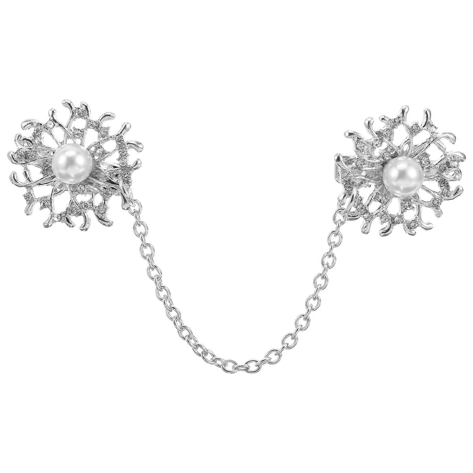 Fashionable Sweater Accessory Suitable for Various Occasions