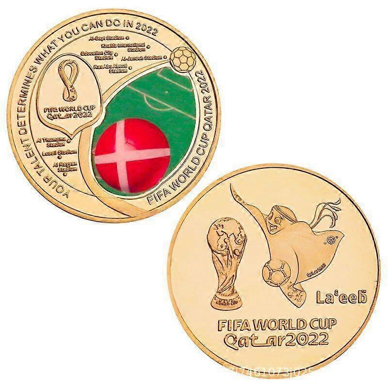 2022 New World Cup Gold Plated Challenge Coin Flag Football Souvenir Gift For Fans