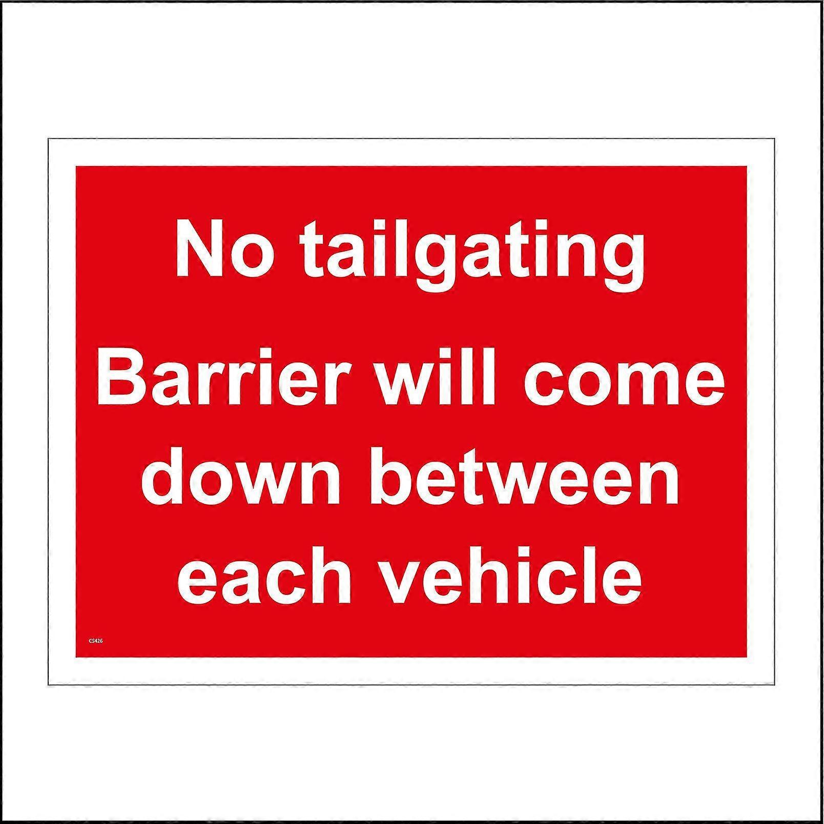 CS426 Anti-Tailgating Barrier Automatically Lowers Between Vehicles