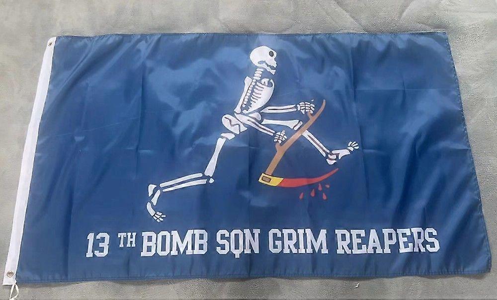 13. bombardovacia letka USAF The DevilOwn Grim ReapersVlajkový banner