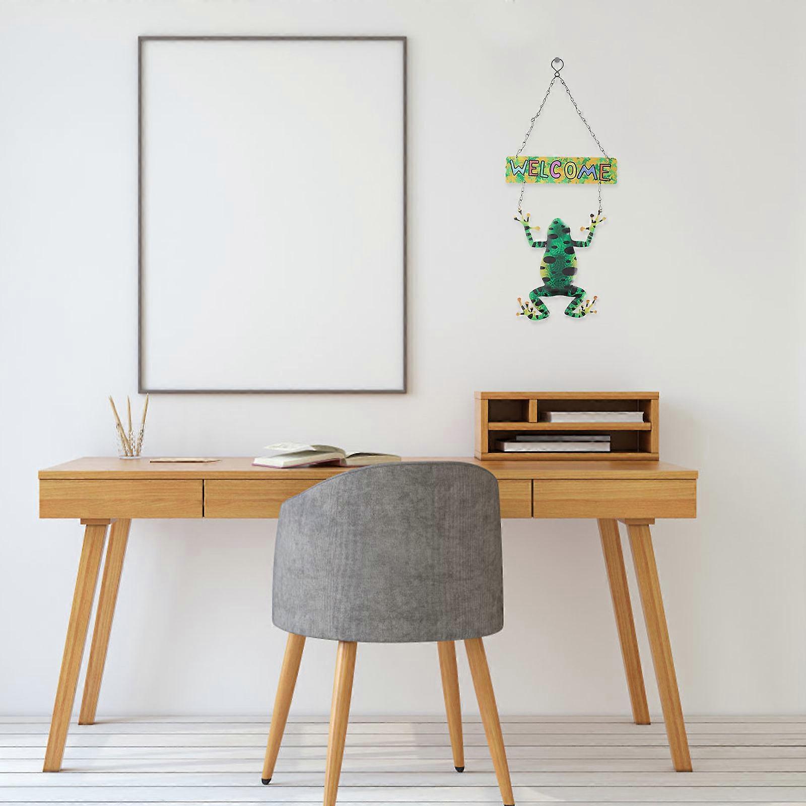 Decorative Wall Pendant Frog Shape for Decoration 1 Piece Iron Material