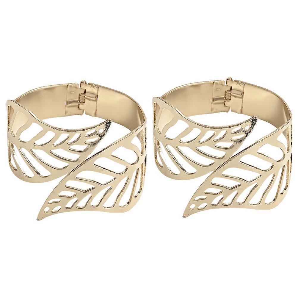 Functional Curtain Buckles Designed for Simple Installation and Removal