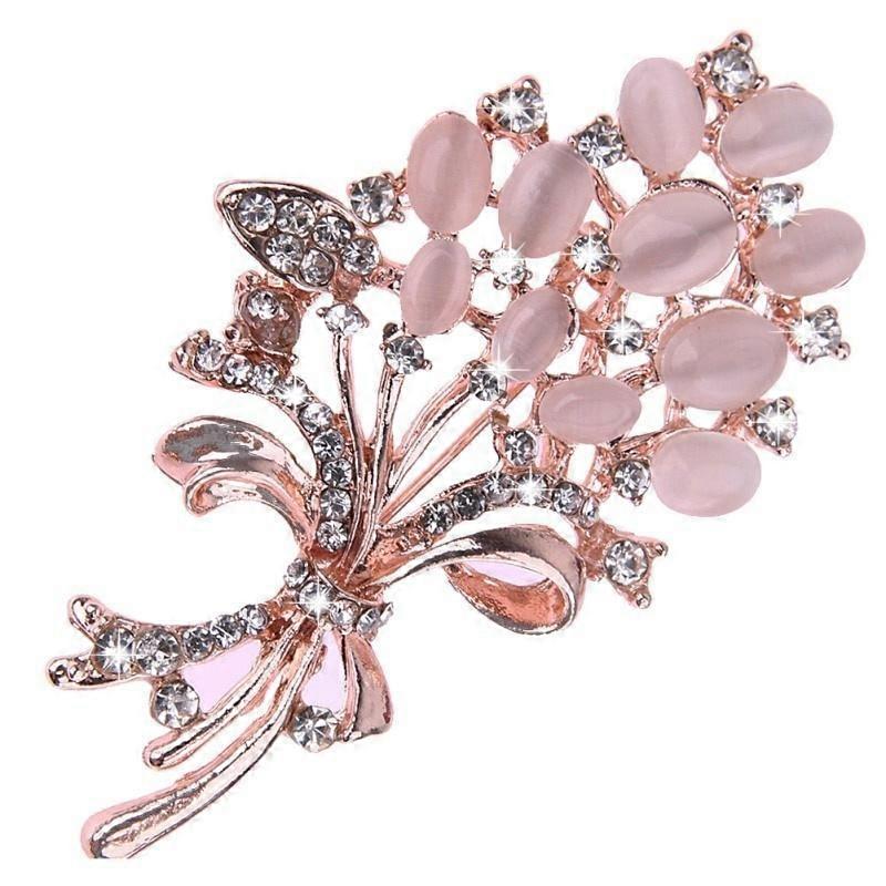 Damenmode-Accessoires: Blumen-Broschen.