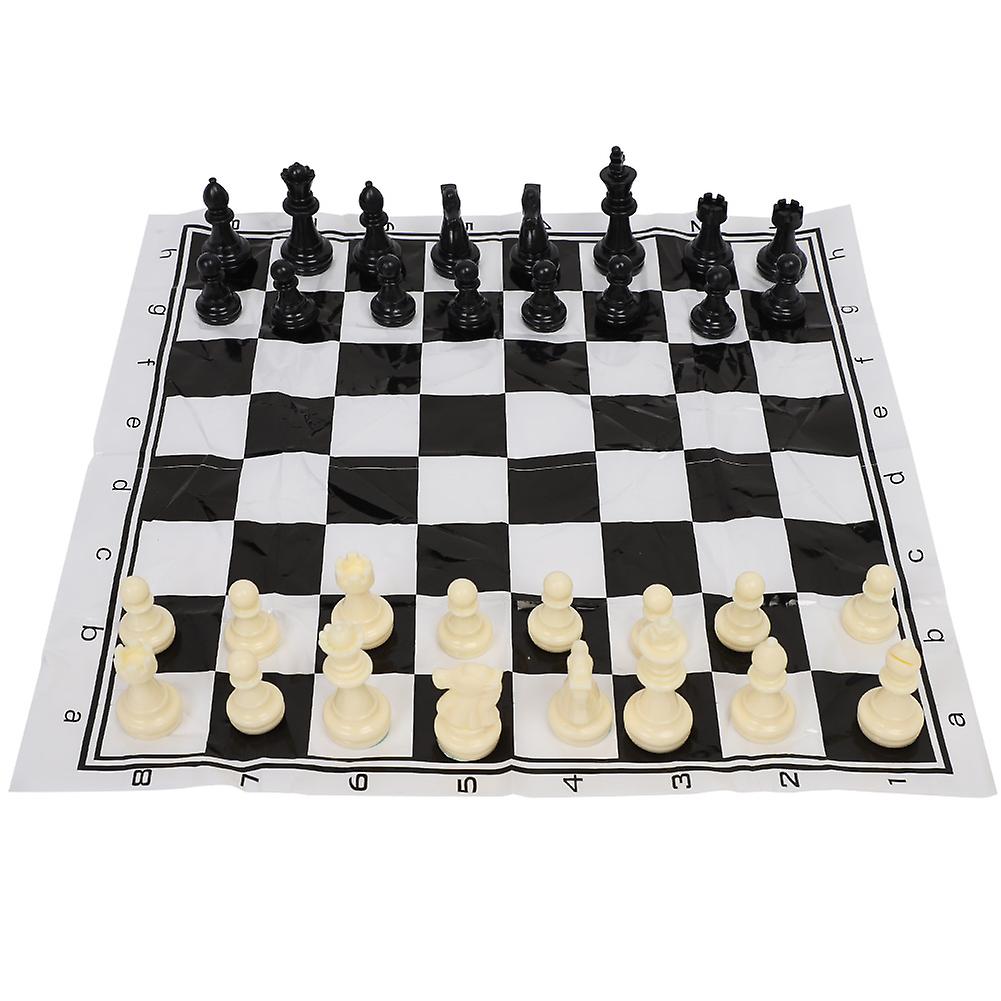 Portable Plastic International Chess Set Medieval Entertainment Board Game Set Black & White
