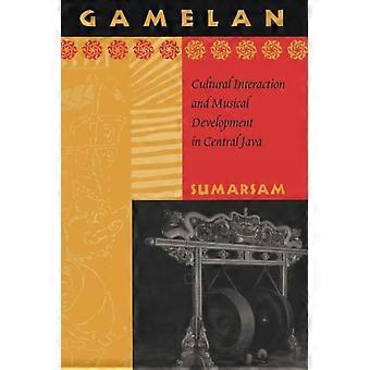 Gamelan: Interazione culturale e sviluppo musicale a Central Java