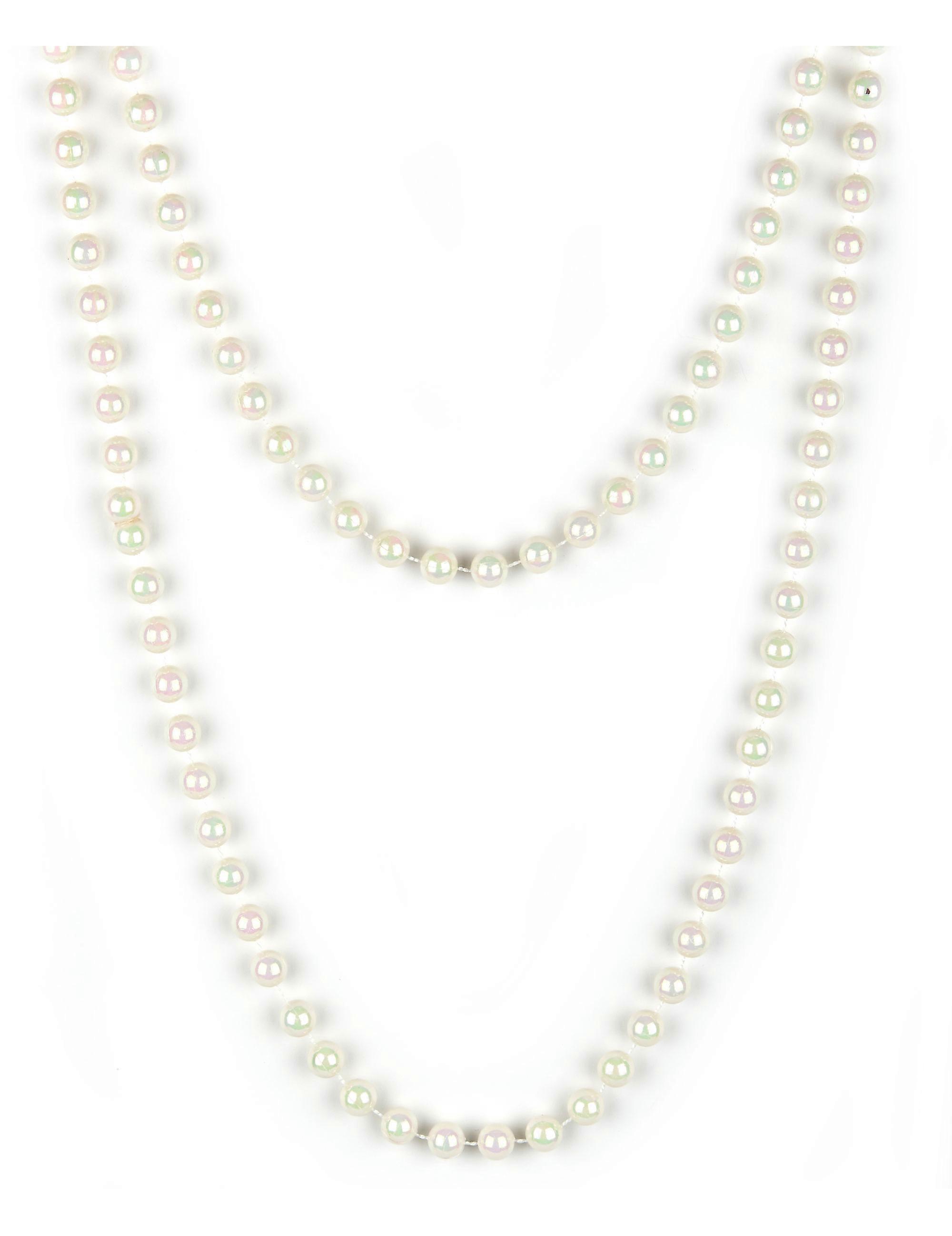 Women's pearl necklace